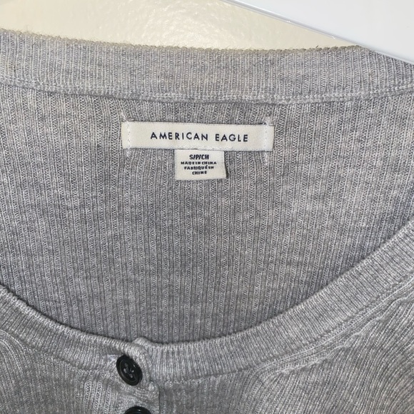 AE SWEATER CROP - Picture 3 of 3